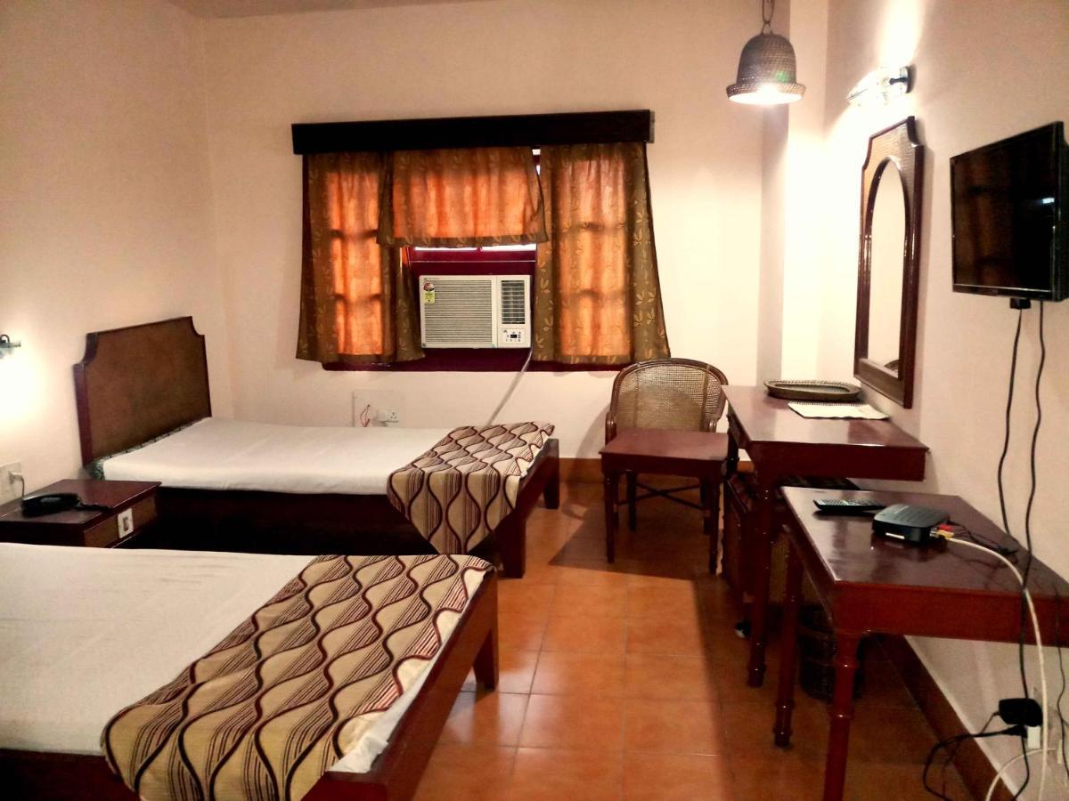 Hotel Indsurya Dibrugarh Eksteriør billede