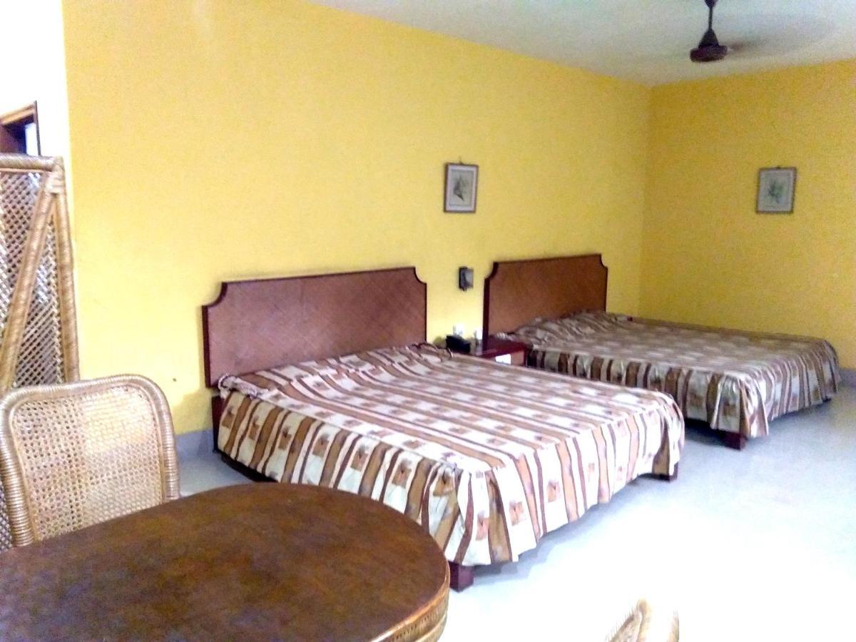 Hotel Indsurya Dibrugarh Eksteriør billede