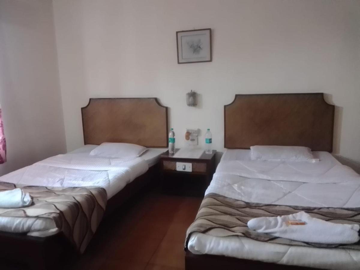 Hotel Indsurya Dibrugarh Eksteriør billede