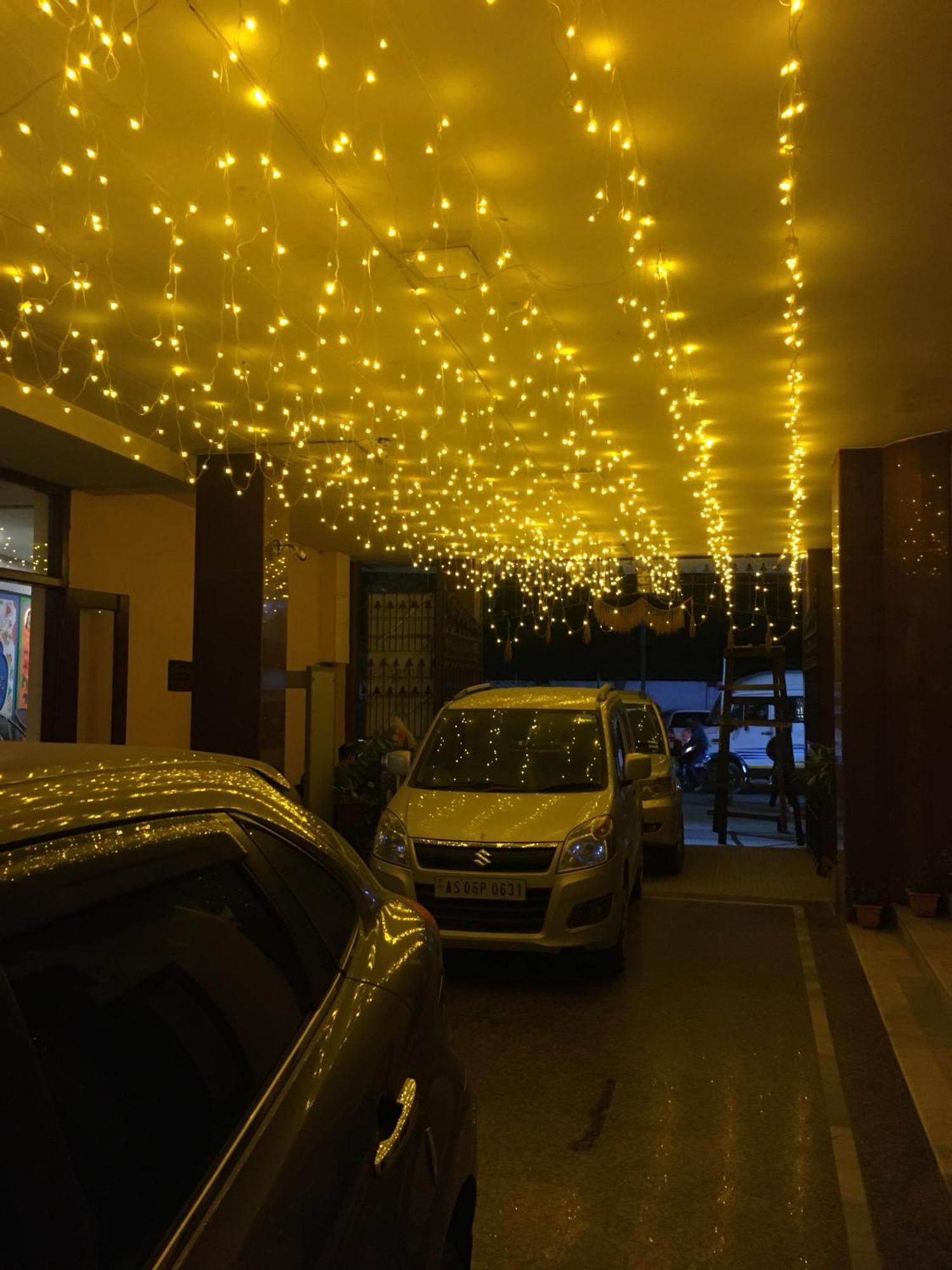 Hotel Indsurya Dibrugarh Eksteriør billede